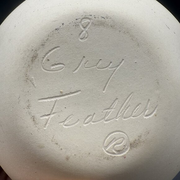 Signed Grey Feather #8 Desert Pueblo Pottery Vase Cream Grey White - Picture 8 of 10